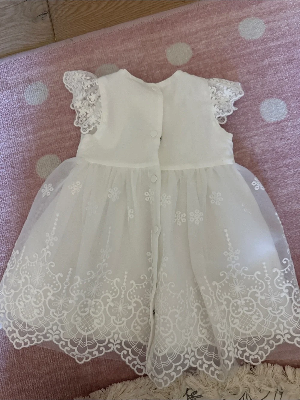N/A delicate white